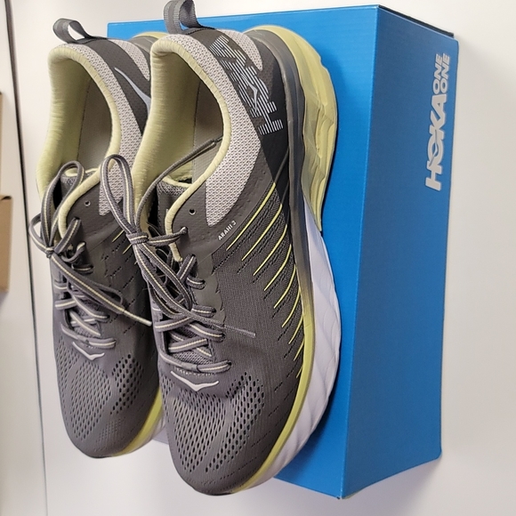 Hoka One One M Arahi 3 - Picture 2 of 8